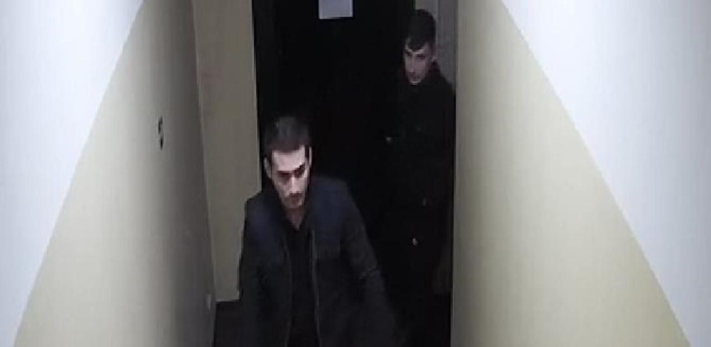 Die Polizei sucht diesen Mann.