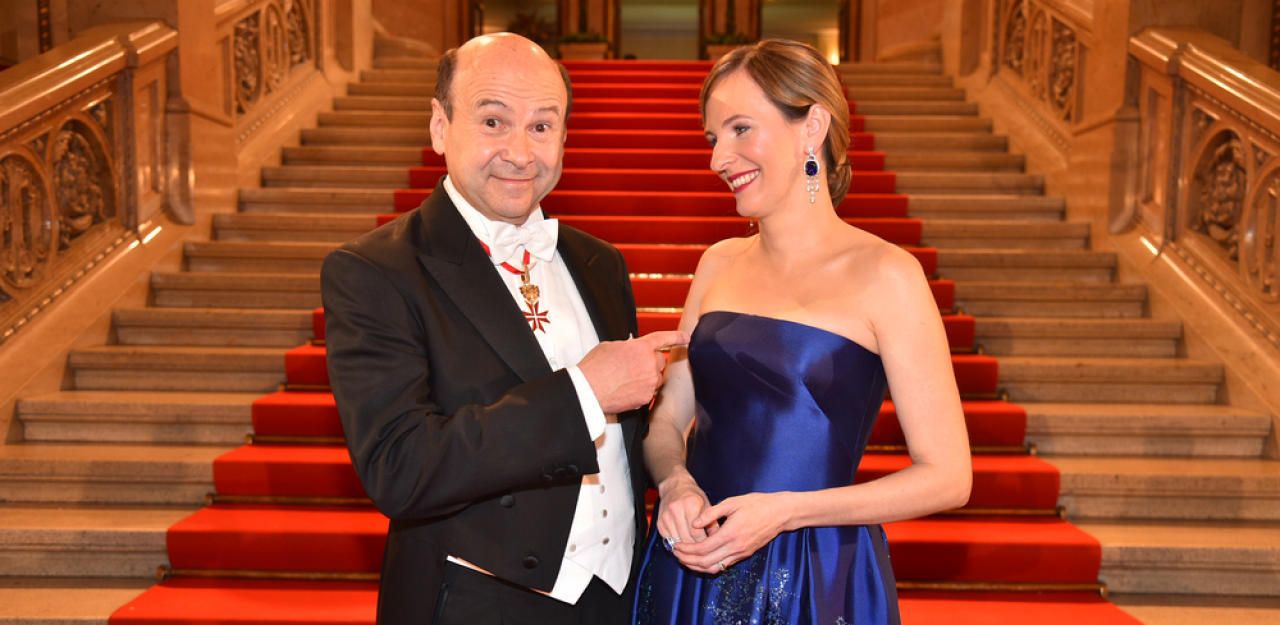 Heute.at - Wird nächste Opernball-Lady ein Mann?