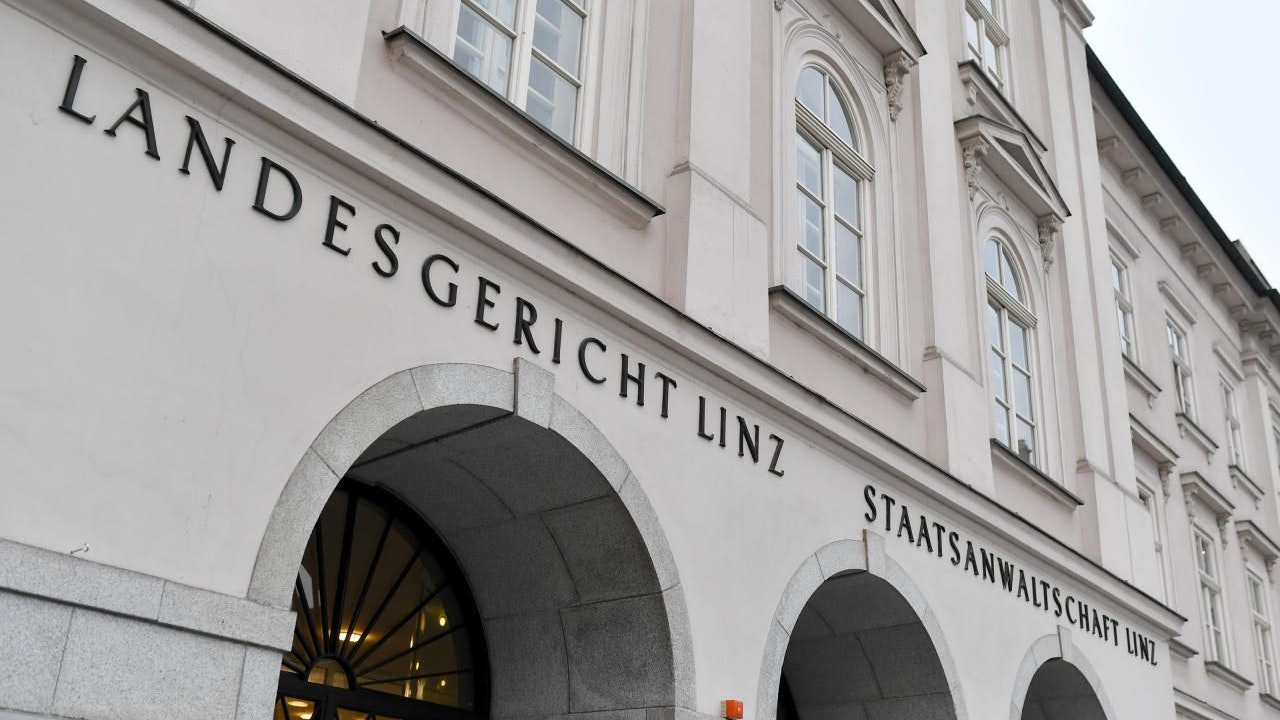 Heute.at - 164.000 Euro abgezweigt: Haftstrafe für Bankerin