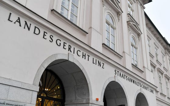 07.12.2017, Landesgericht Linz, AUT, Vergewaltigung, im Bild Landesgericht Linz, Staatsanwaltschaft Linz