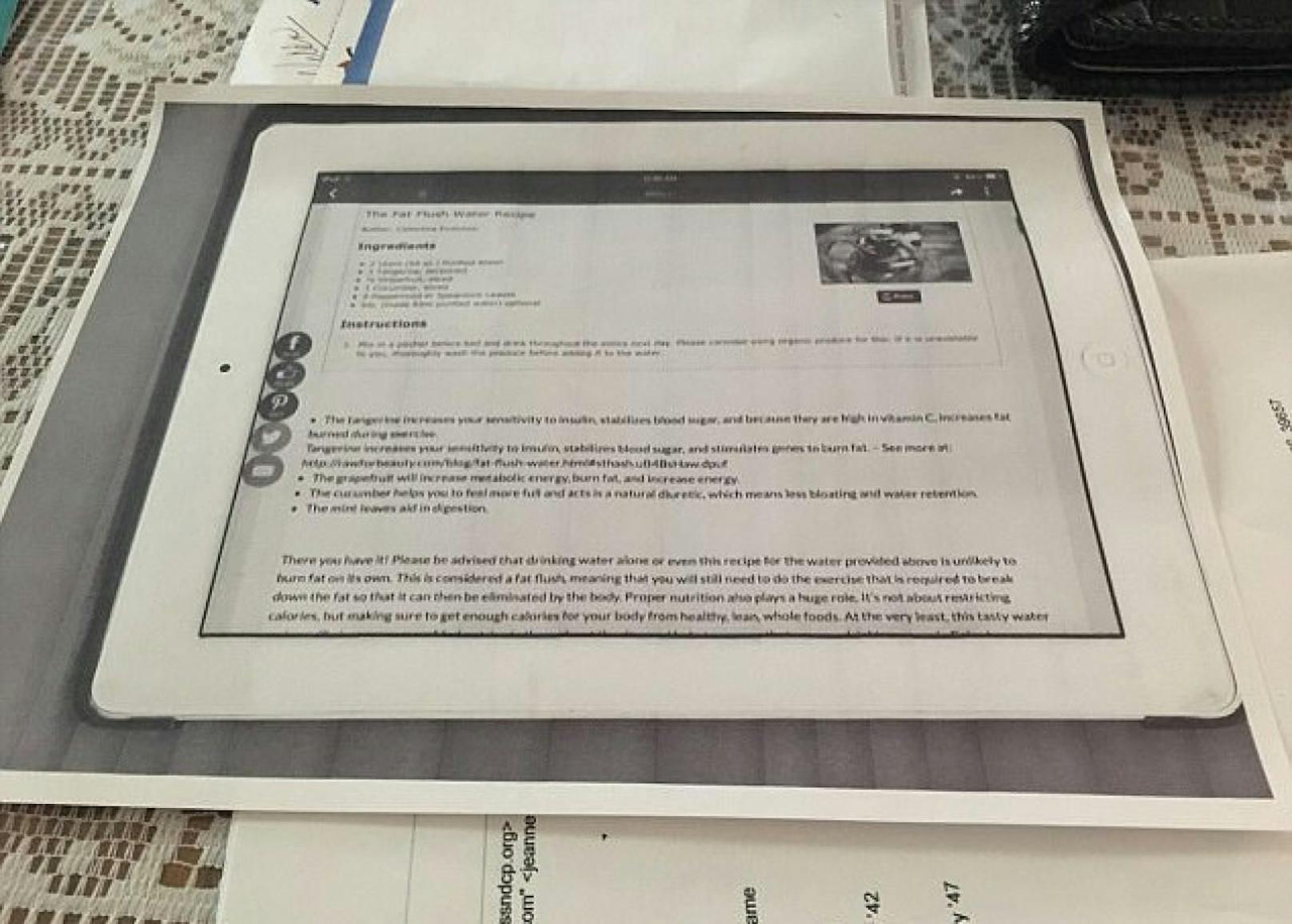 Mutter zeigt wundervoll altmodischen iPad-Hack