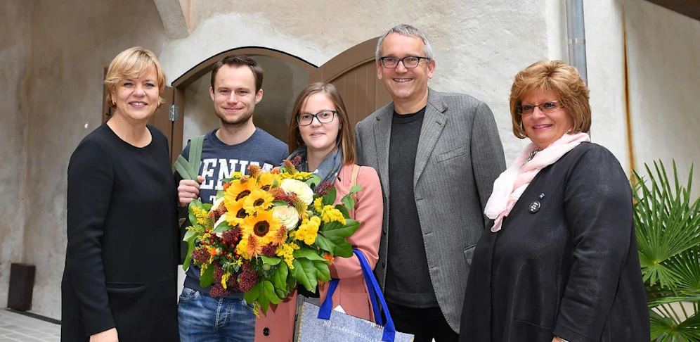 Landesrätin Barbara Schwarz, Markus Gall, Viktoria Pleiner, Kurt Farasin (NÖ Landesausstellung), Bürgermeisterin Margit Straßhofer (v.li n.re) (credit:NLK/Burchhart).