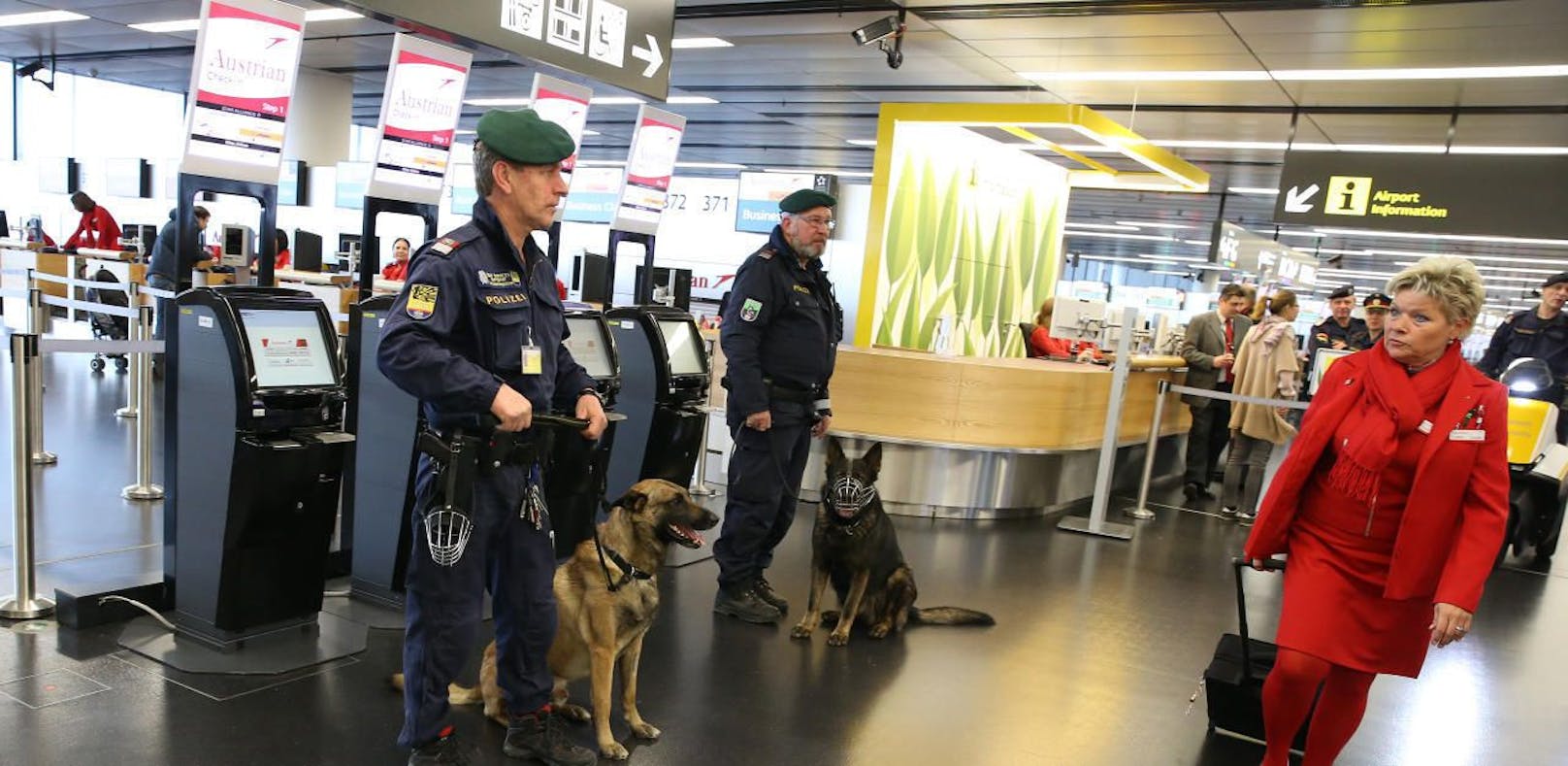 Polizeieinsatz vor Flughafen Wien-Schwechat