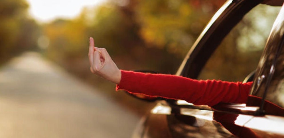 Die Geste des -Lenkers war eher unklug.