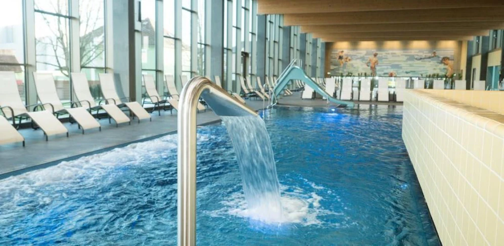 Im Familienbecken des Hallenbades in Ried kam es zu dem Zwischenfall.