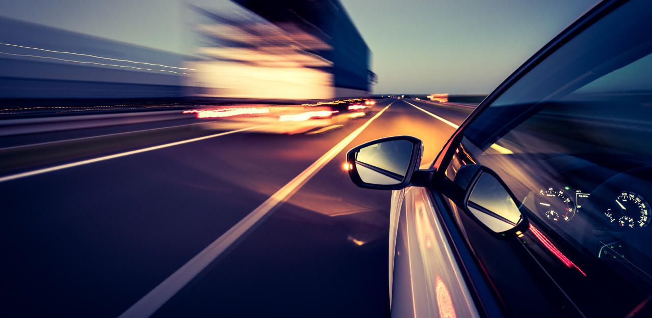 Heute.at - Raser presste mit 213 km/h über die Autobahn