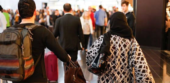 Die ersten Burka-Trägerinnen haben Österreich den Rücken gekehrt