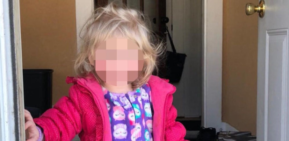 Ivy (1) leidet unter der seltenen Hautkrankheit aquagene Urtikaria.