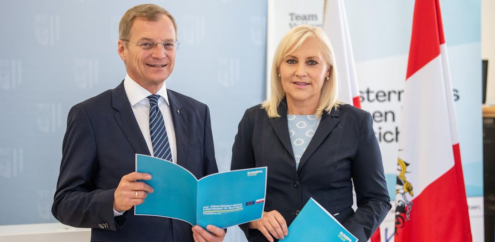 LH Thomas Stelzer (ÖVP) und EU-Kandidation Angelika Winzig stellten das Programm für die Europawahl vor.