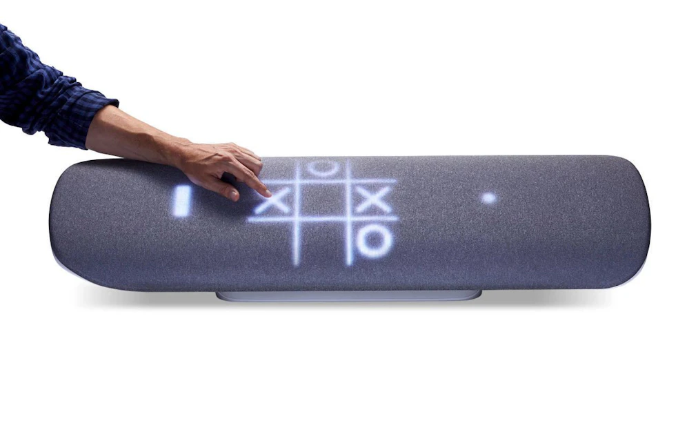 Mit dem activeSkin-Konzept lässt Yanfeng im Fahrzeuginnenraum die Grenzen zwischen digitaler und analoger Welt verschmelzen. 