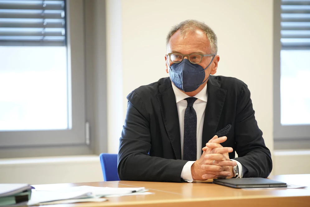 ZiB2-Anchor Armin Wolf vor Gericht