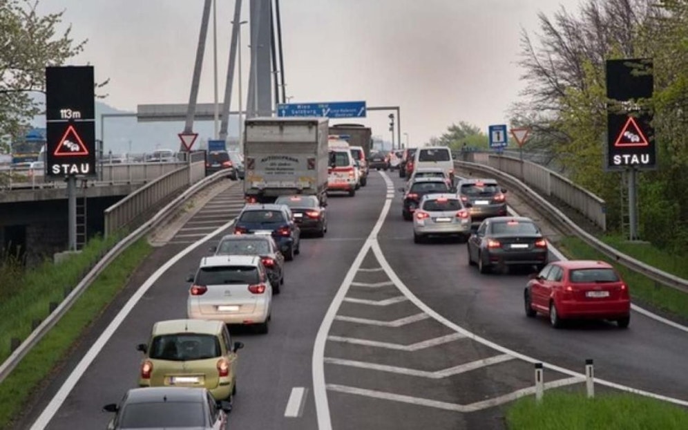 Den Pendlern droht am Montag ein Verkehrschaos auf dem Weg nach Linz.
