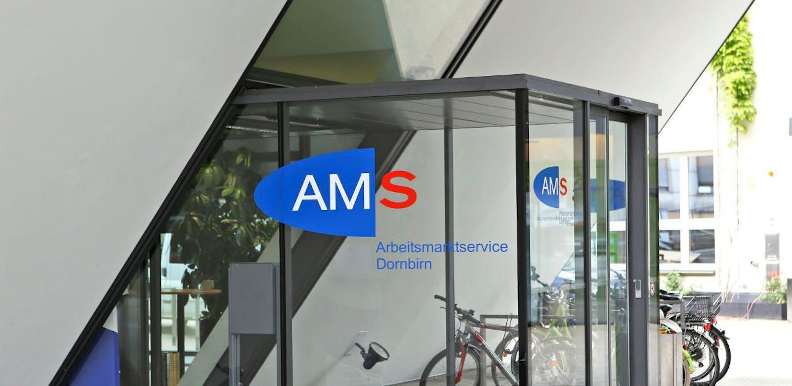 AMS-Anträge sind ohne persönlichen Kontakt möglich. (Archivfoto)