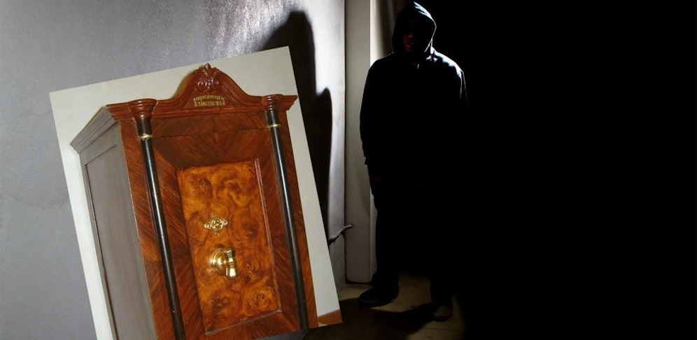 Ein antiker Tresor der Marke "Tanczos" wurde gestohlen.