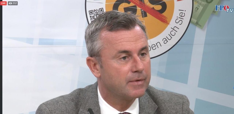 Norbert Hofer und FPÖ-Generalsekretär Michael Schnedlitz starten eine breite Kampagne gegen die GIS-Gebühren.