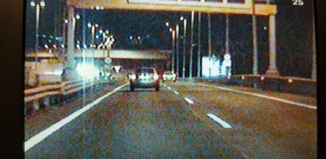 Die Polizei zog den jungen Autofahrer aus dem Verkehr.