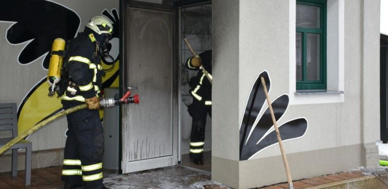Heute.at - Feuer in Bahnhofs-Toilette war Brandstiftung