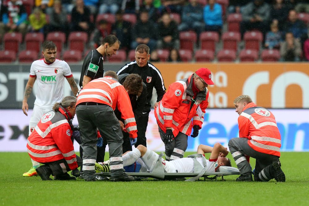 Horror-Foul schockt die deutsche Bundesliga – Sport | Heute.at