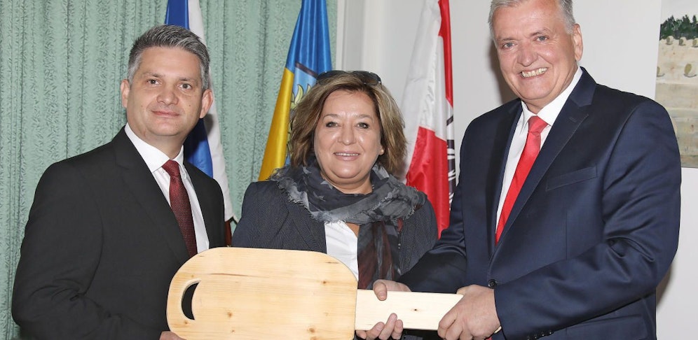 Maurice Androsch wechselt nach Wien, Karin Renner übernimmt das nö. Rettungswesen, Franz Schnabl wird Landesrat für Gesundheit und Soziales.