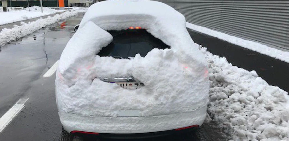 In Linz wurde ein Autofahrer SO angehalten. Ihm droht jetzt eine dicke Strafe.