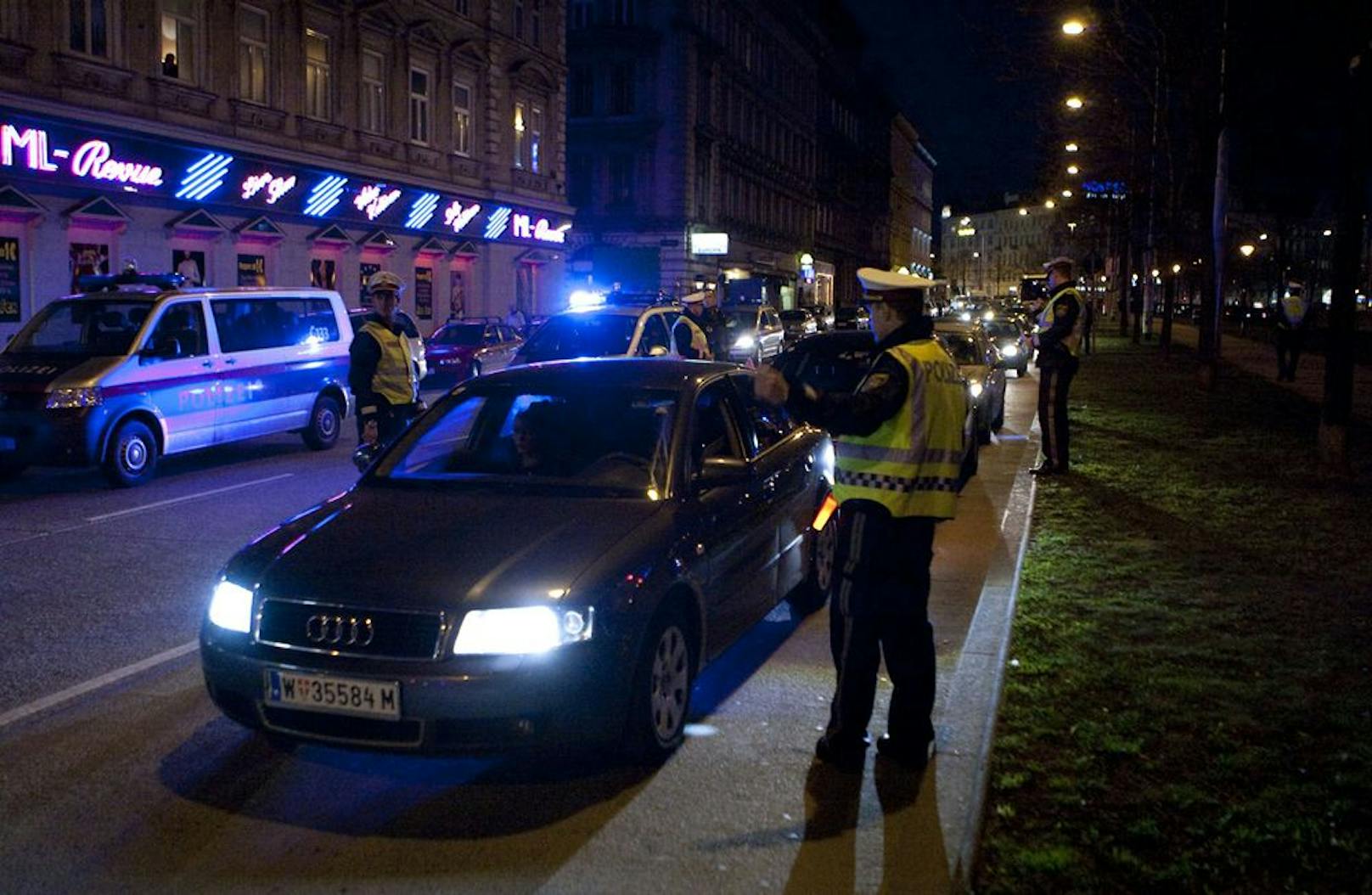 Polizei-Kontrolle in Wien (Symbolfoto)