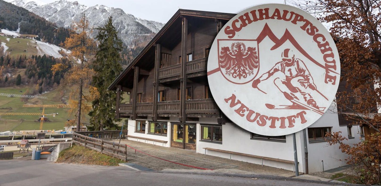 Schon drei Fälle bei Tiroler Landes-Hotline gemeldet