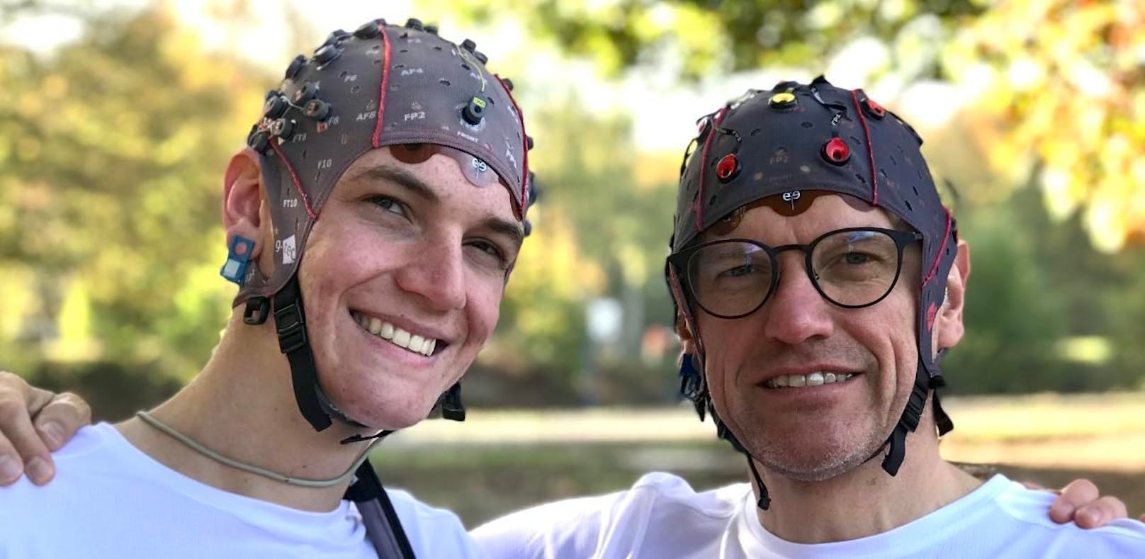 Hugo (18) und Steven Laureys (50) liefen den New-York-Marathon mit einem Gehirn-Scan. 