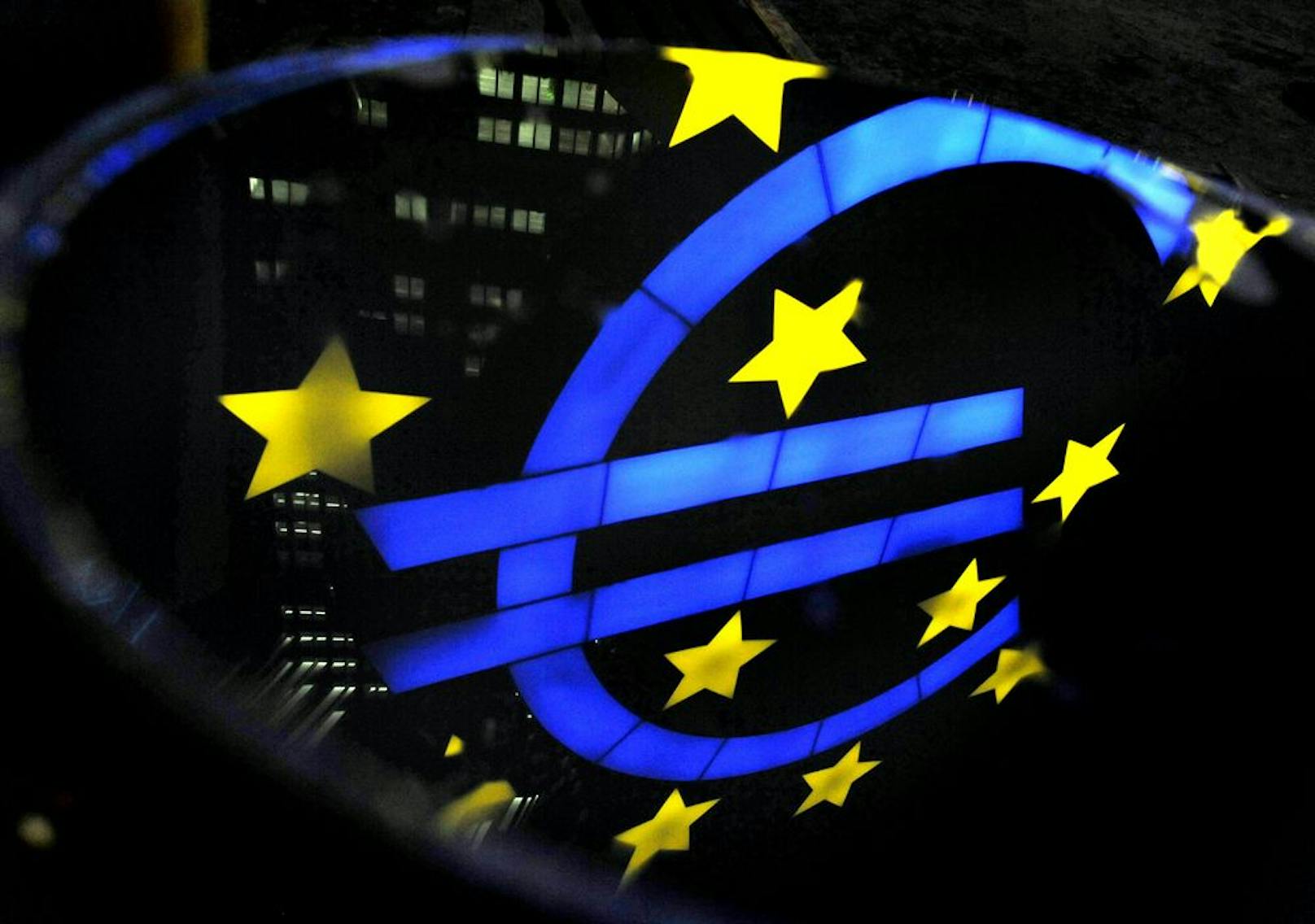 EZB erhöht Zinsen wieder - News | heute.at