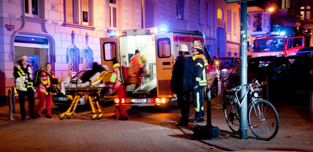 Der junge Mann wurde in das LKH Graz eingeliefert.