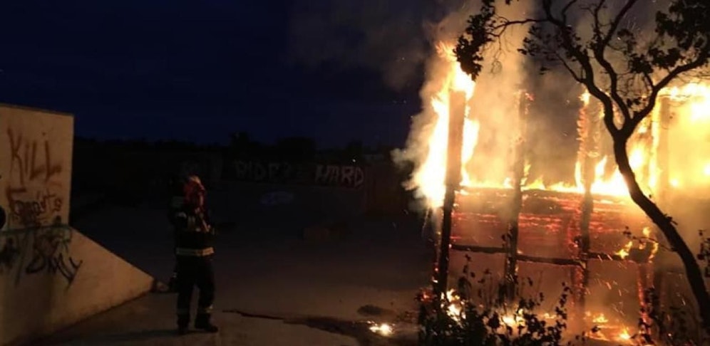 Beim Eintreffen der Florianis stand die Rampe in Vollbrand.