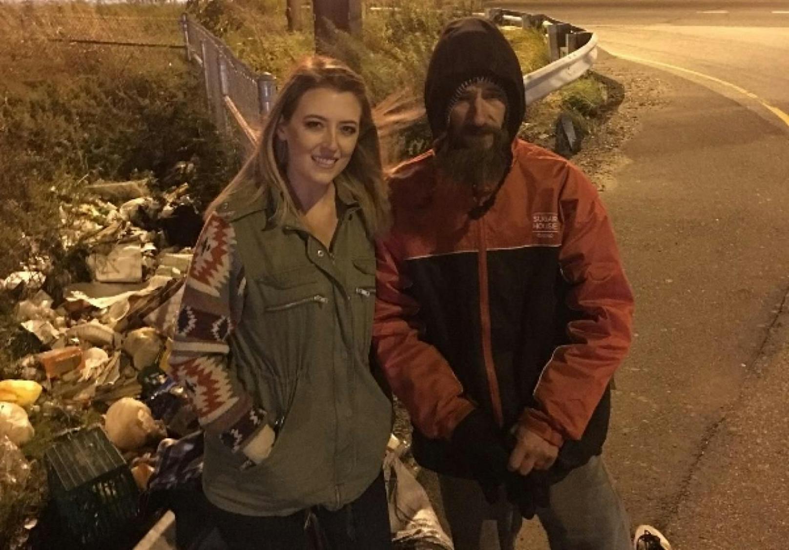 Dieses Foto ging um die Welt: Kate McClure und der Obdachlose Johnny Bobbitt im November 2017.