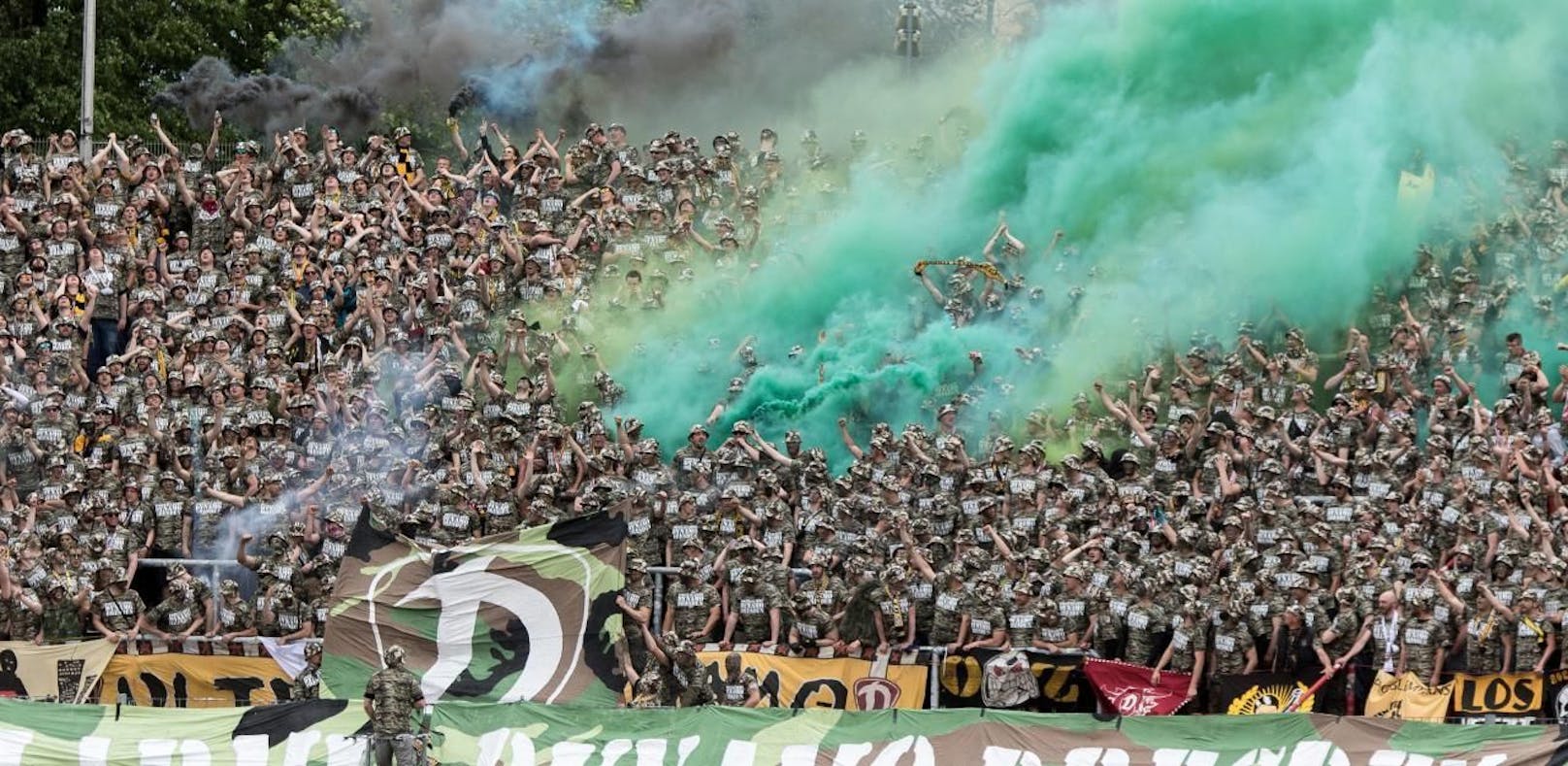 Hooligan-Armee schockt den deutschen Fußball