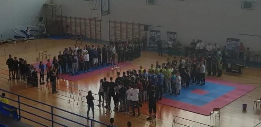 Die jungen Talente bei der Ankunft in der Turnhalle.
