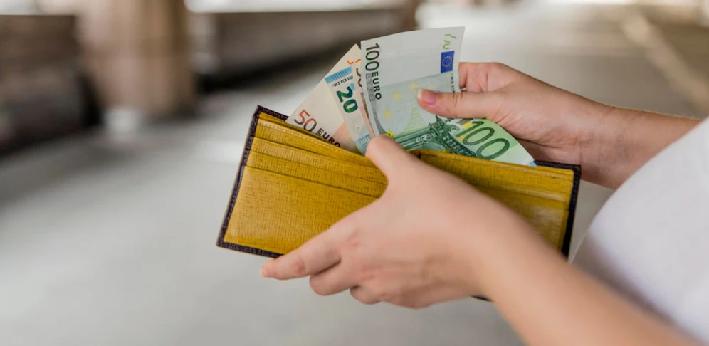 Symbolbild. So viel Geld besitzen die Österreicher.
