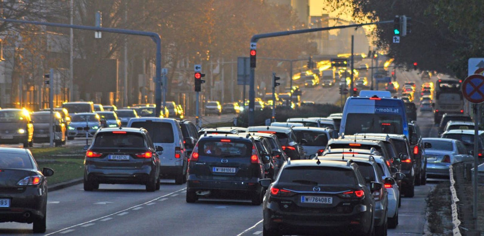 Wiener Autofahrer müssen am Wochenende mit Verzögerungen rechnen.
