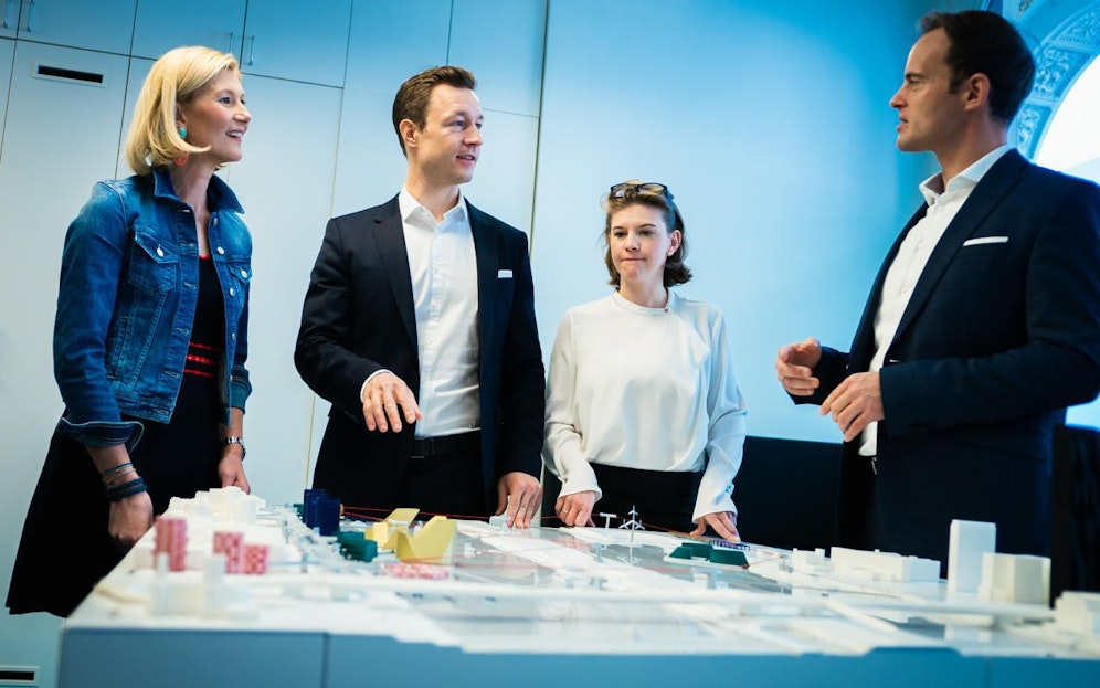 Die ÖVP will Wien türkiser machen und will neue Wege in der Stadtplanung gehen. (v.l.n.r. Landesgeschäftsführer Bernadette Arnoldner, Landesparteichef Gernot Blümel, Klubchefin Elisabeth Olischar und Stadtrat Markus Wölbitsch). (c) ÖVP WIen