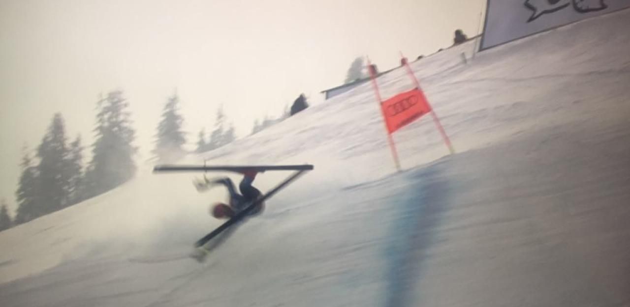 Schlimmer Crash stoppte die KitzbühelAbfahrt Heute.at