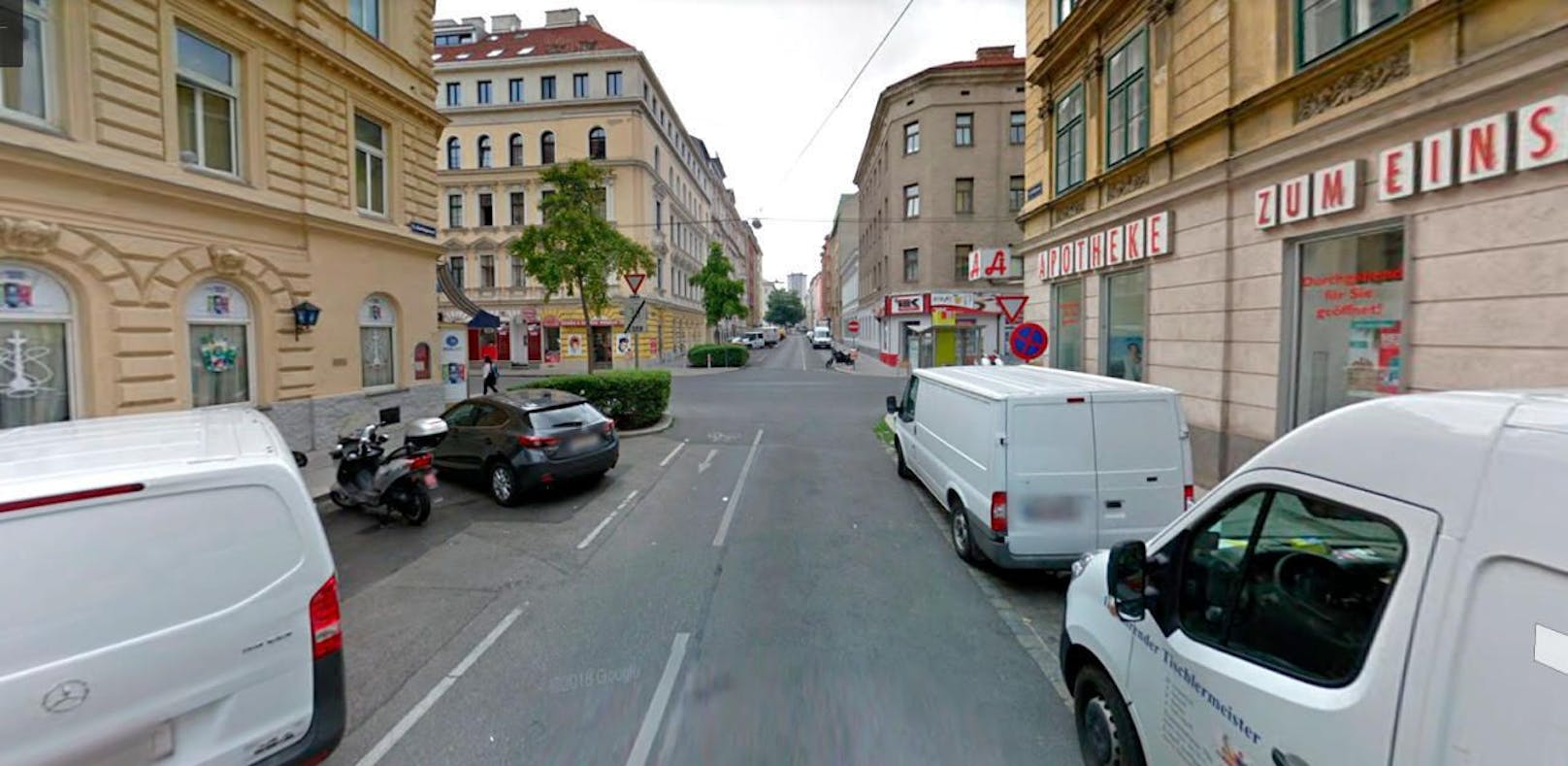 Blick aus der Kohlgasse auf die Kreuzung mit der Arbeitergasse in Wien-Margareten.