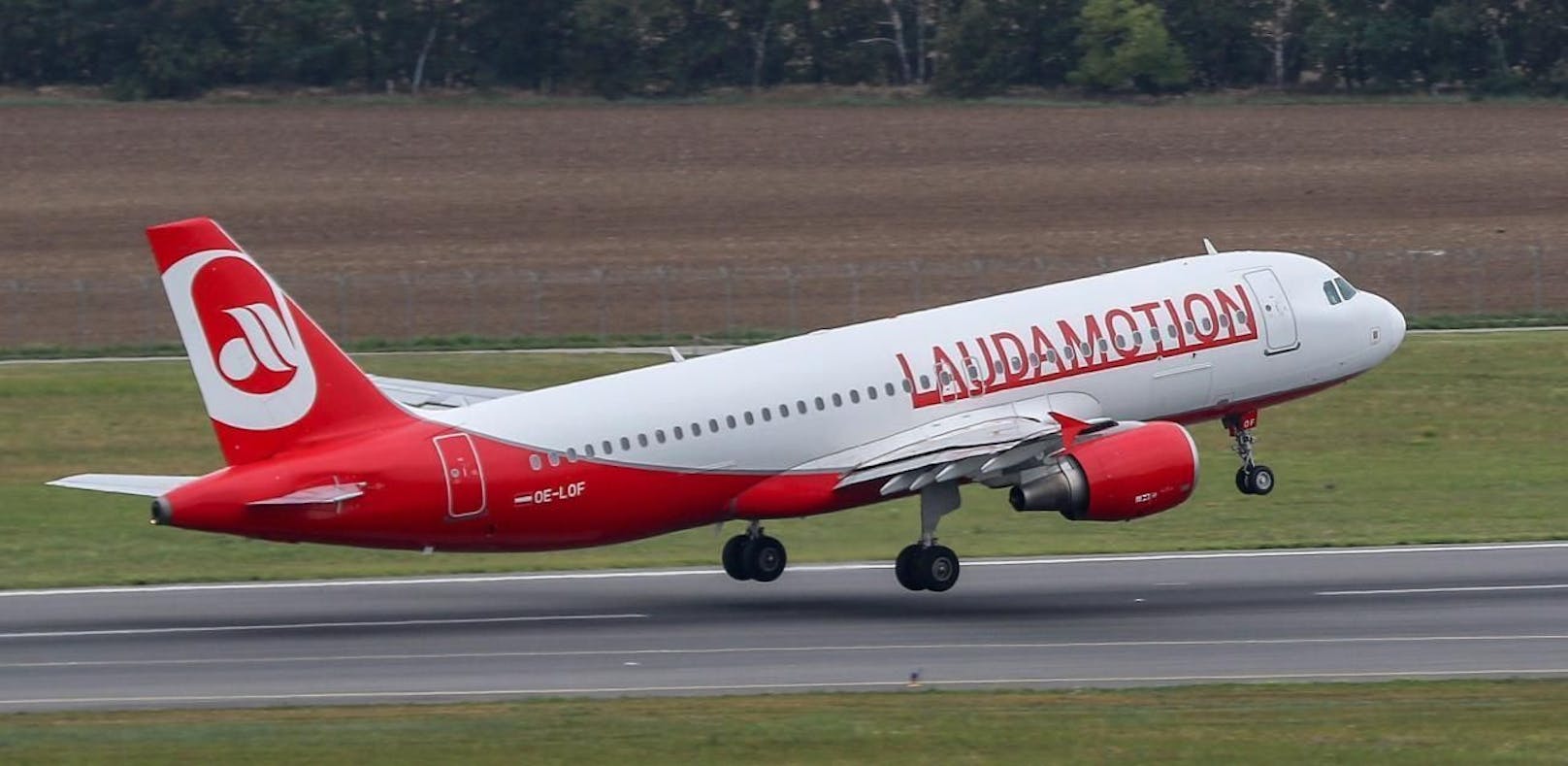 Im Jänner 2016 übernahm Lauda mit seiner NL Holding GmbH die Amira Air und taufte sie in Laudamotion um. Nun soll sie geschlossen werden.