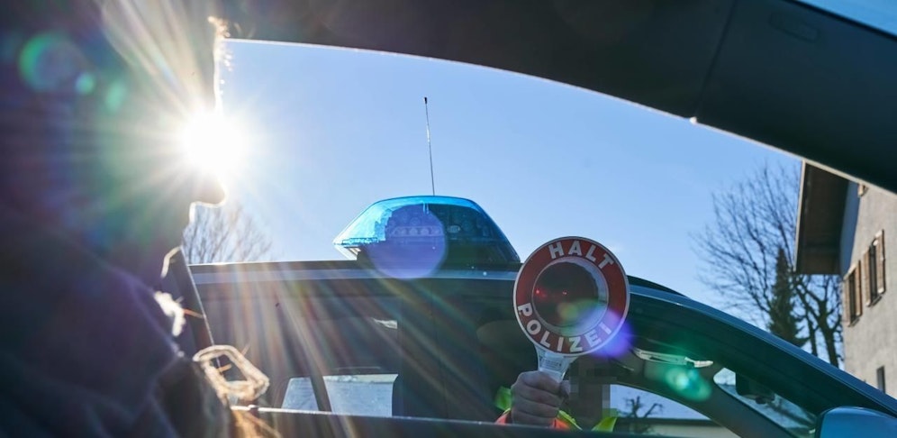 Die Polizei stoppte einen Lenker mit 2,42 Promille Alkohol im Blut.