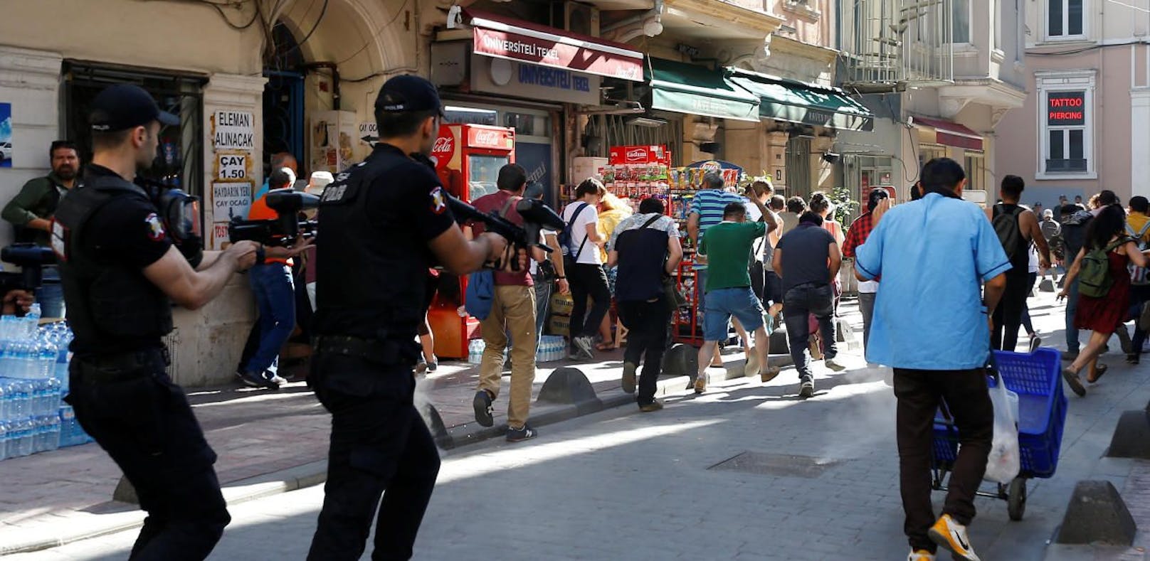 Istanbul: Gummigeschosse gegen  Gay-Pride-Parade