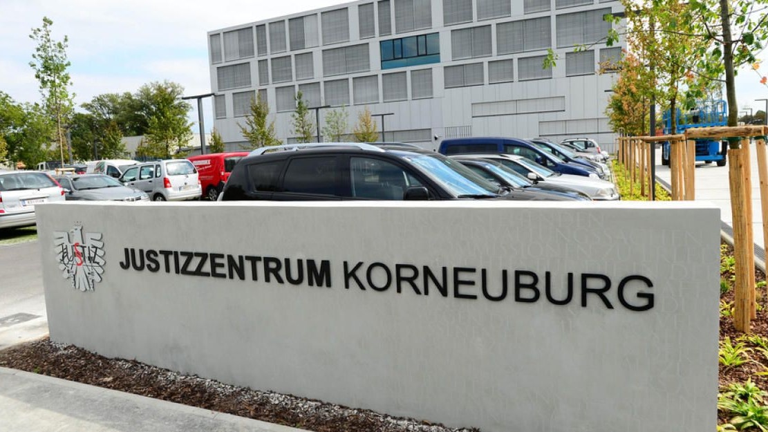 Heute.at - 73-Jähriger missbrauchte Mädchen (13) – acht Jahre Haft
