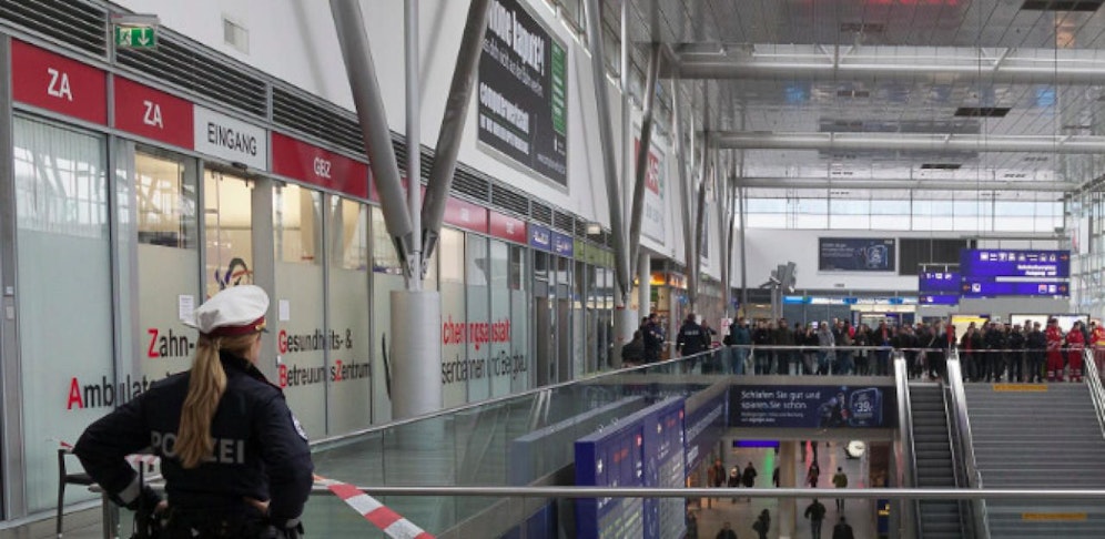 Die Polizei musste zum Linter Hauptbahnhof ausrücken. (Archivbild)