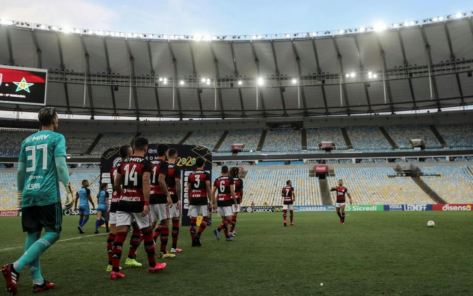 Brasiliens Fußballer gegen einen Gehaltsverzicht. 