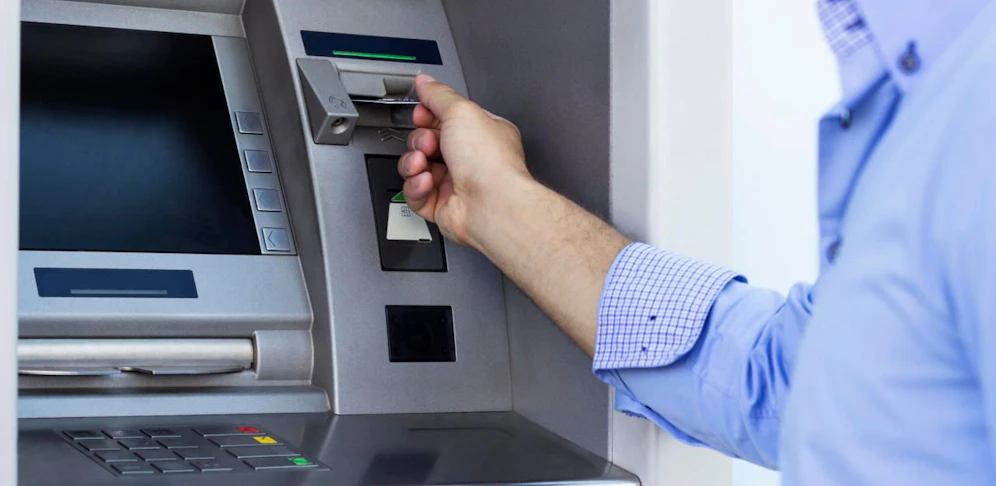 Der Bankomat in Wr. Neustadt wurde beschädigt.