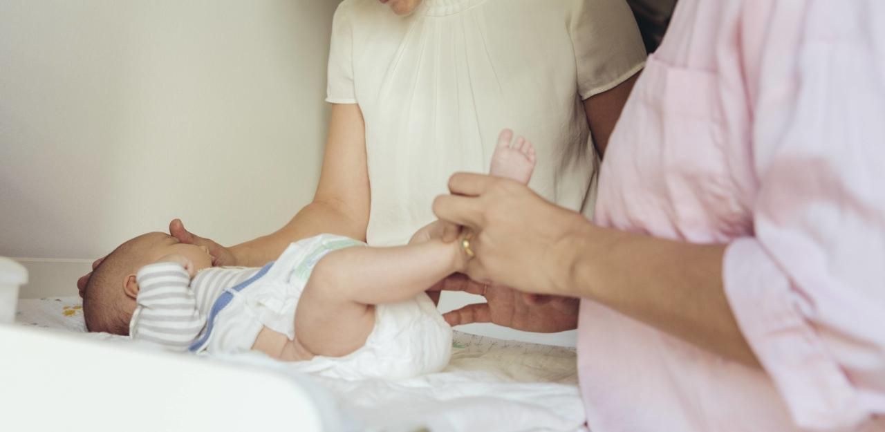 Hebammen warnen: Frauen "unzureichend versorgt" - Wien | heute.at