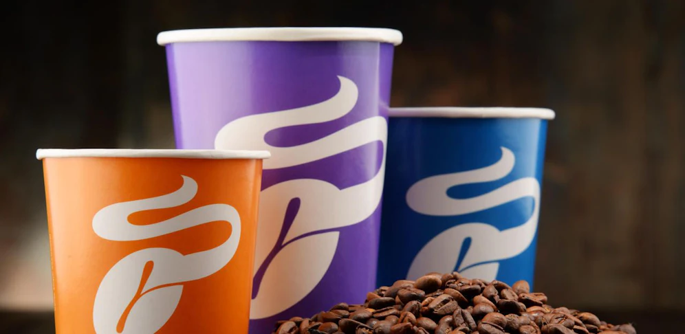 Kaffeebecher könnten bald einen Pfand bekommen. 
