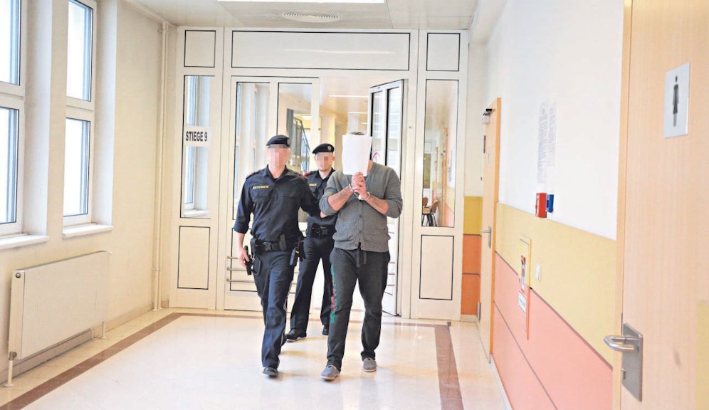 Arzt Yassine G. (42) gestern vor Gericht