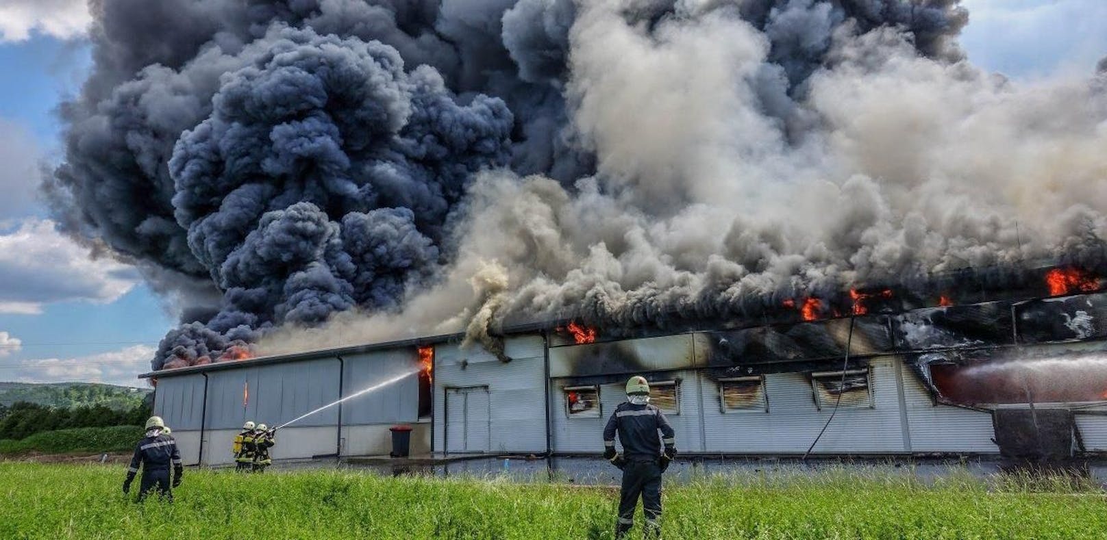Vier Millionen Euro Schaden nach Großbrand