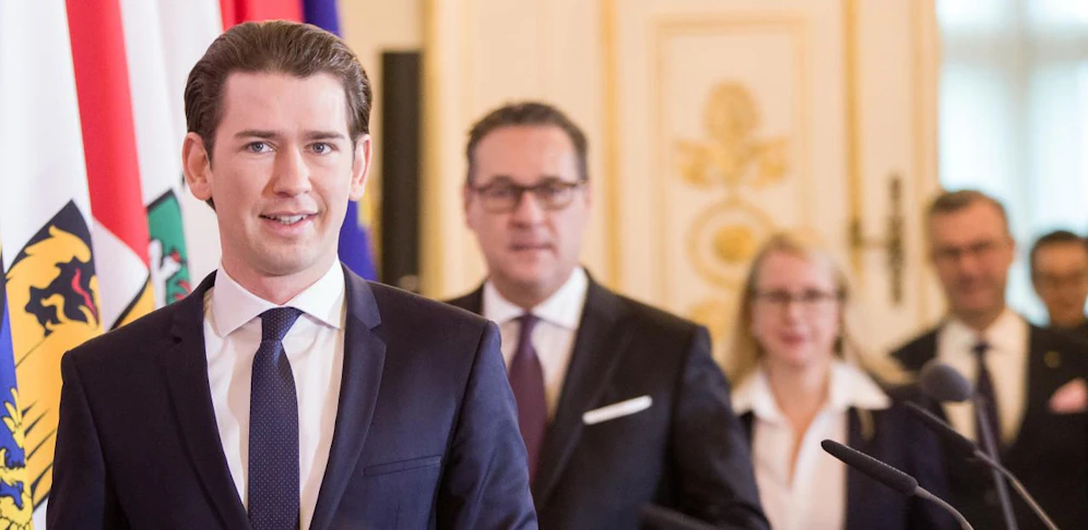 vlnr.: BK Sebastian Kurz, VK Heinz Christian Strache, BM Margarete Schramböck und BM Norbert Hofer beim Pressefoyer nach einer Sitzung des Ministerrates.